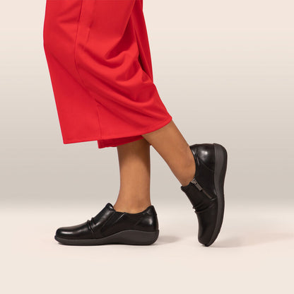 Aetrex Katie Side Zip Slip-On - Black