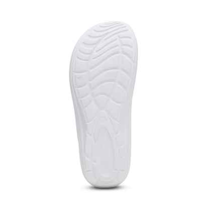 Aetrex Vicki Braided Thong Sandal - White Gloss