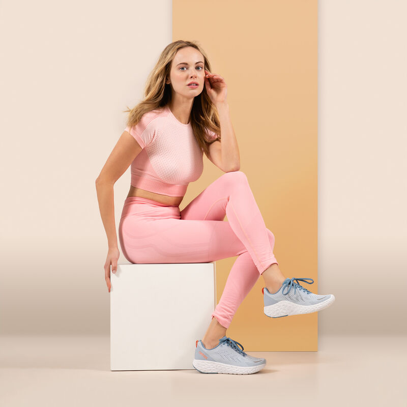 Aetrex Danika Arch Support Sneaker - Navy