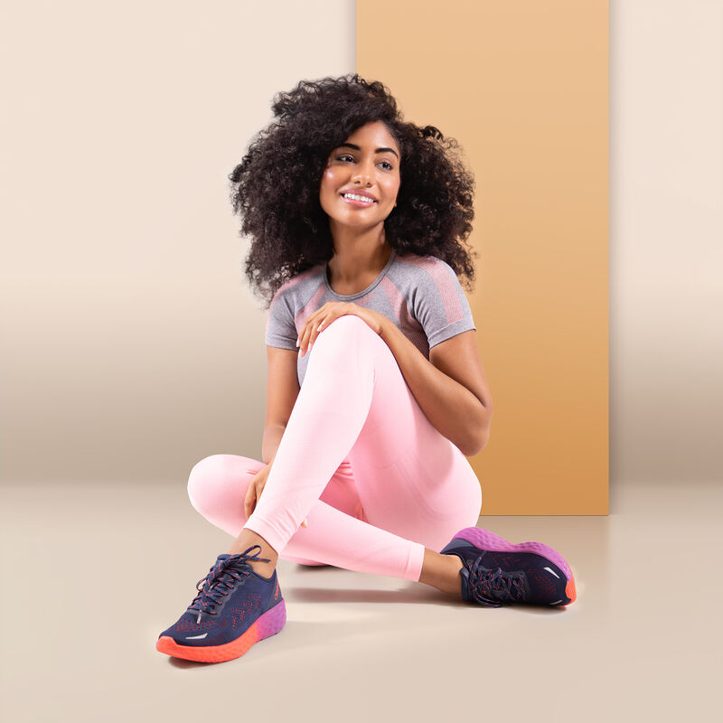 Aetrex Danika Arch Support Sneaker - Navy Coral