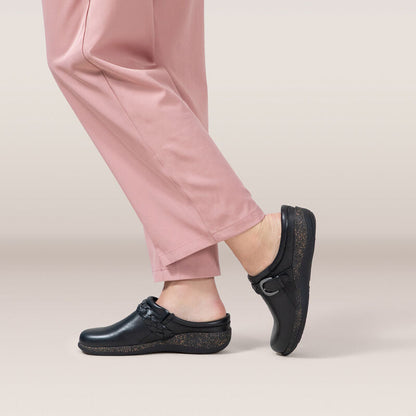 Aetrex Libby Comfort Clog - Black