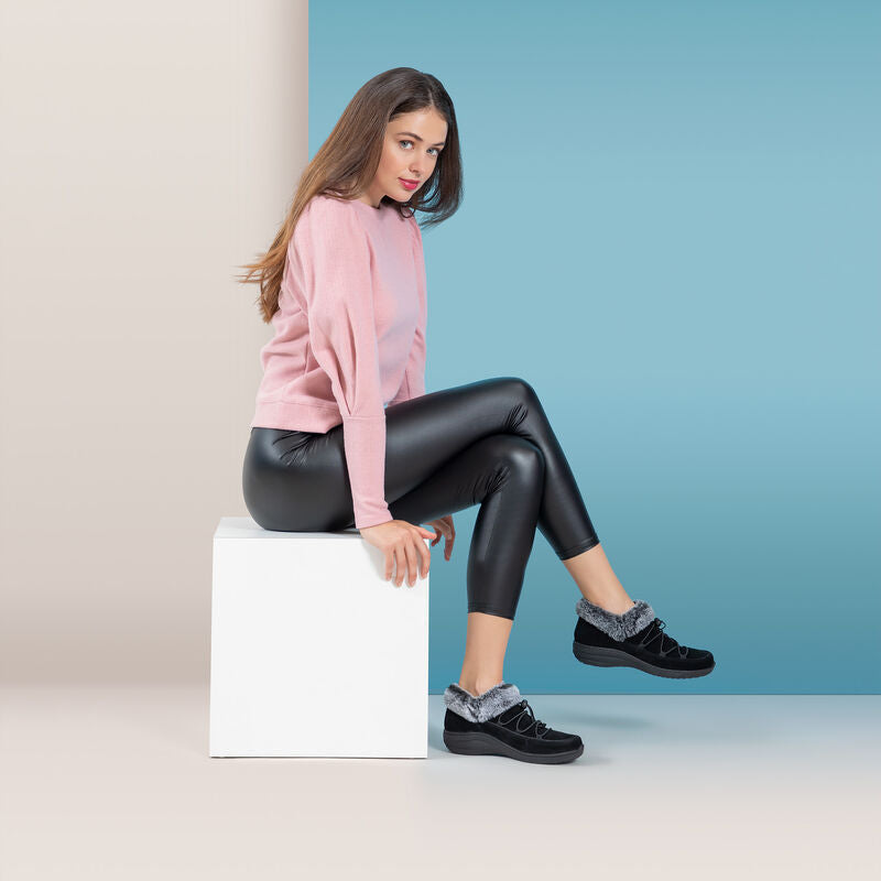 Aetrex Chrissy Arch Support Slip-On - Black