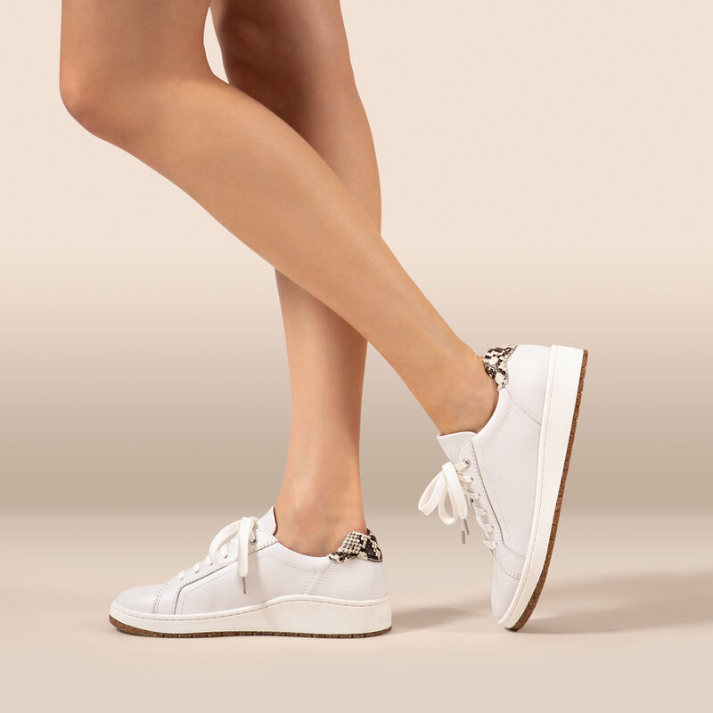 Aetrex Blake Comfort Sneaker - White