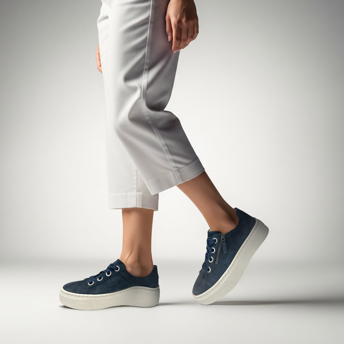 Aetrex Aubrey Arch Support Platform Sneaker - Navy