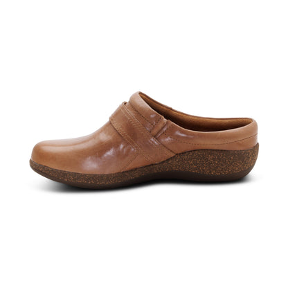 Aetrex Daphne Slip-On Clog - Tan